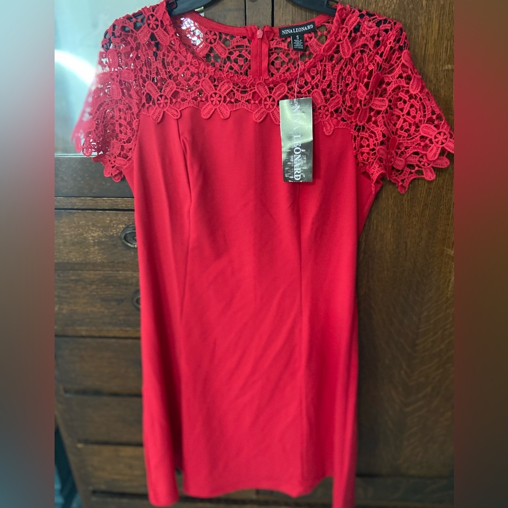 Nina Leonard size S NWT dress